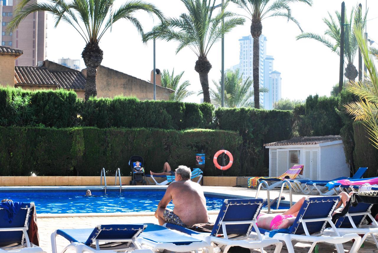 Hotel Camping La Torreta à Benidorm Extérieur photo